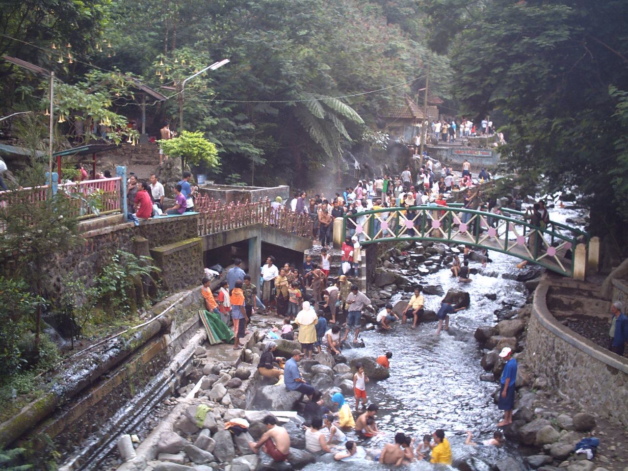 Oyek Wisata Guci Tegal