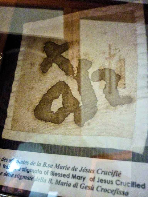 Sangue dos estigmas da Beata
