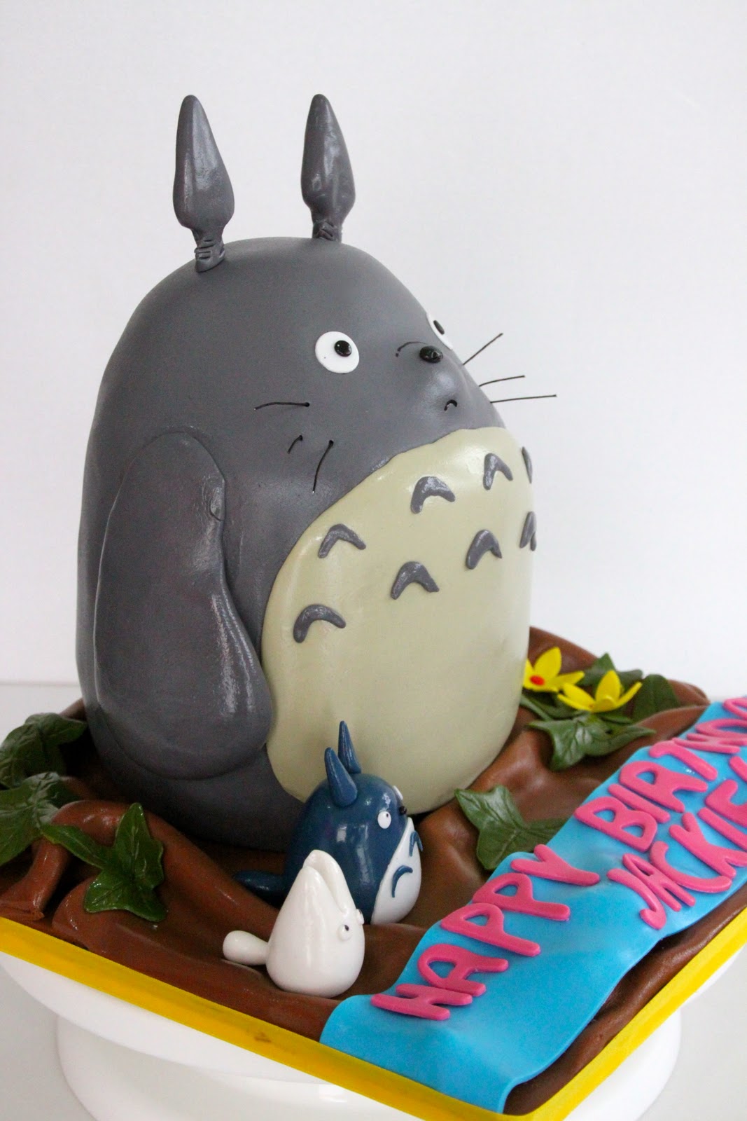 Caterpillar puss flickr virginia furry Celebrate with Cake!: Sculpted Totoro Cake