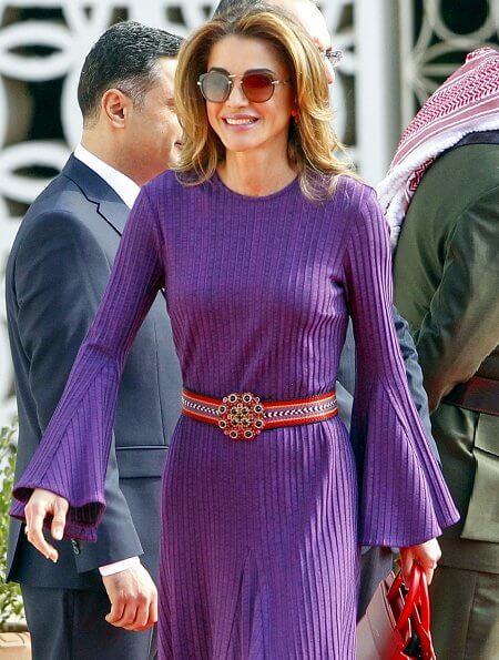 Queen Rania wore Ellery Conrad ribbed midi dress. and Etro embellished buckle woven belt, carried Givenchy leather satchel bag