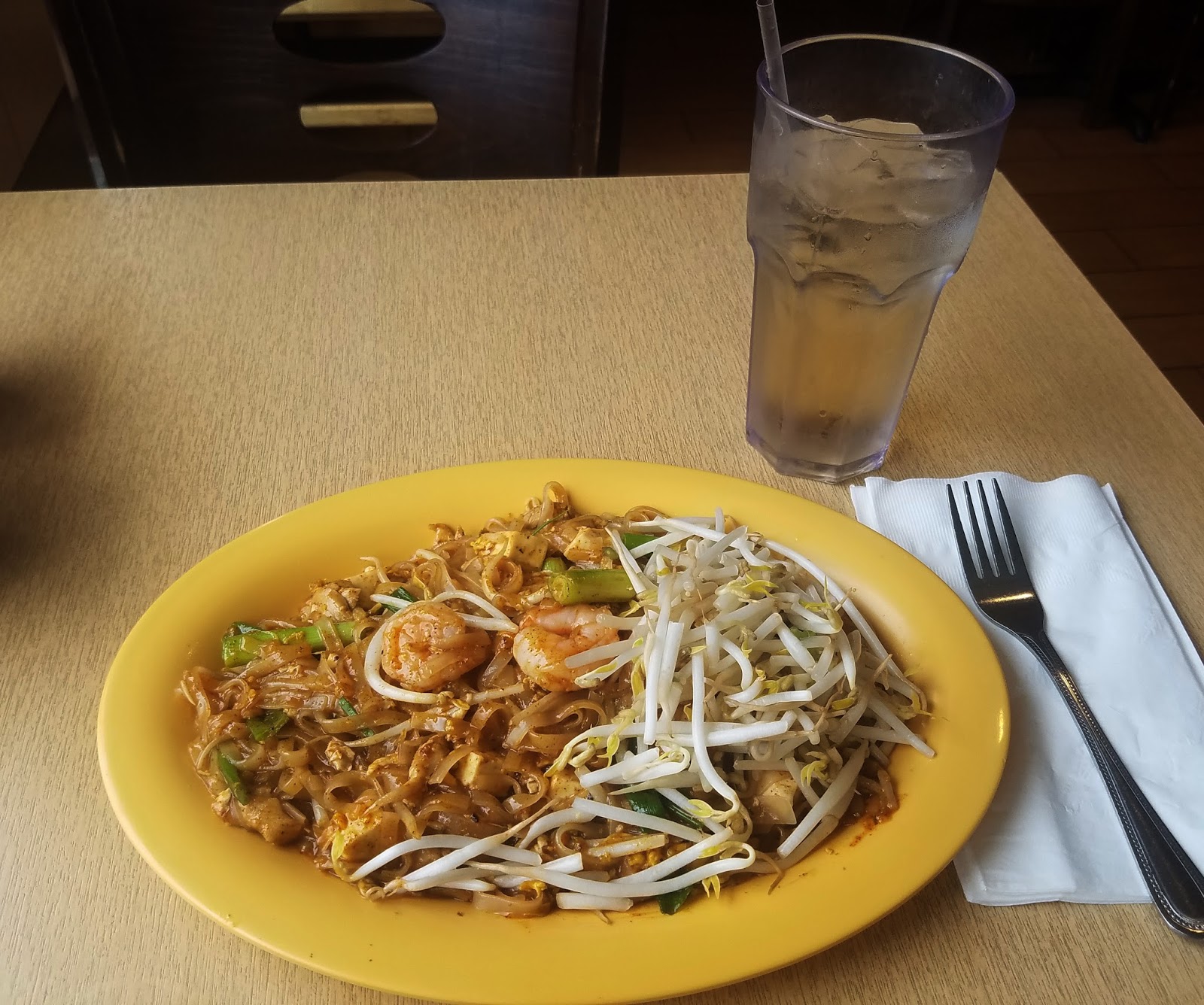 Dining in Pomona Mix Bowl Cafe 1520 Indian Hill Blvd Pomona, CA 91767