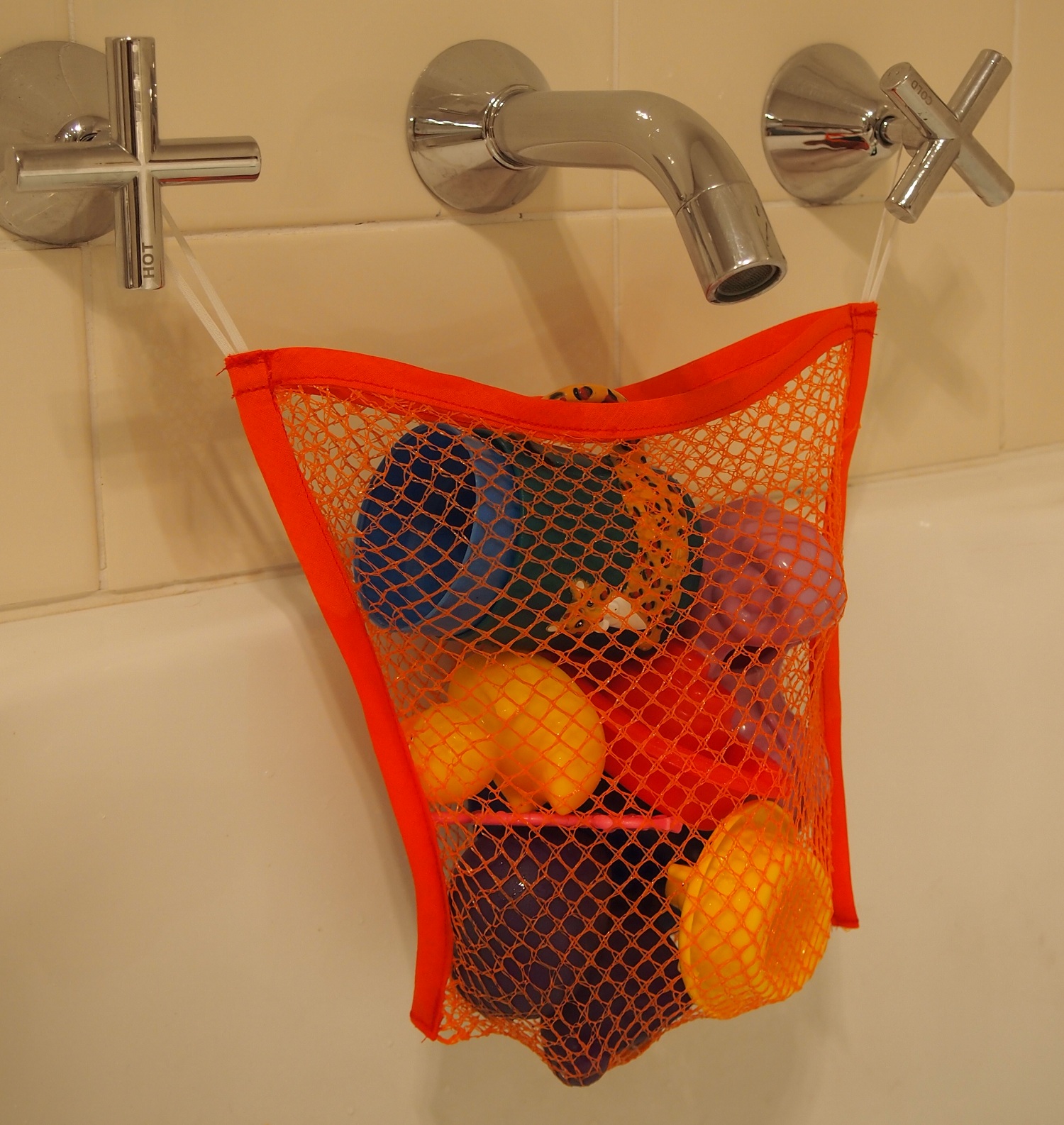 CityCottage Mrs Accident is at home