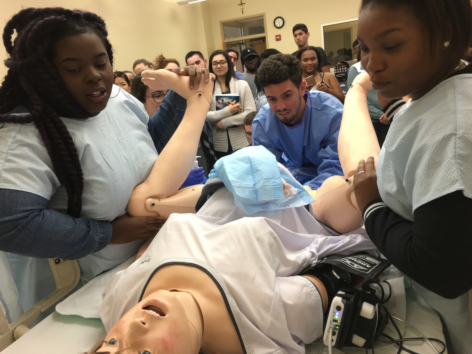 School of Science Hosts Childbirth Simulator Demonstration - St. Thomas  University News