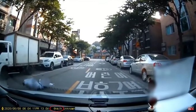 이미지에 대체텍스트 속성이 없습니다; 파일명은 6ugp907q221v15cumom2.jpg 입니다.