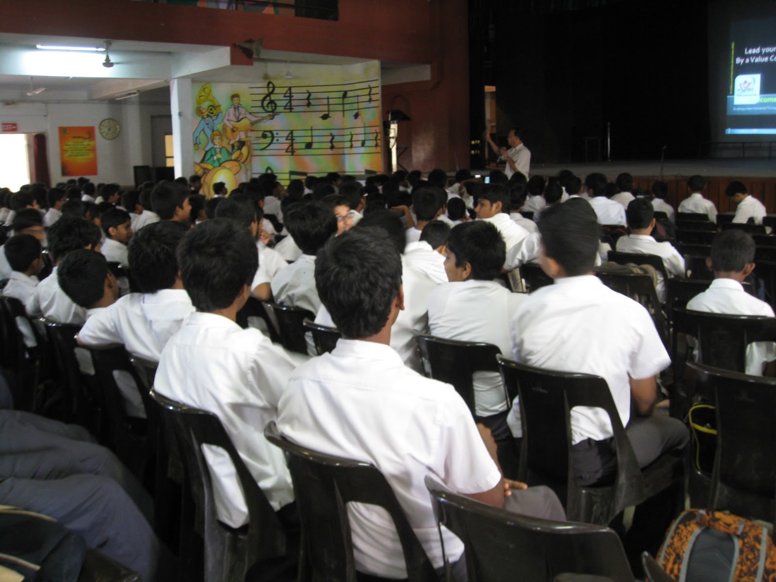 AVEC Mumbai ST. STANISLAUS HIGH SCHOOL, BANDRA VIII STD ORIENTATION