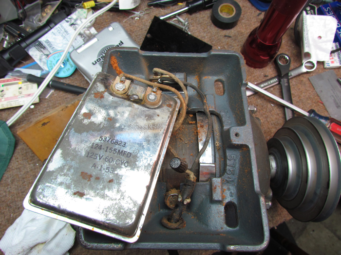 Removing the Motor Craftsman KingSeeley 103.23141 Drill Press