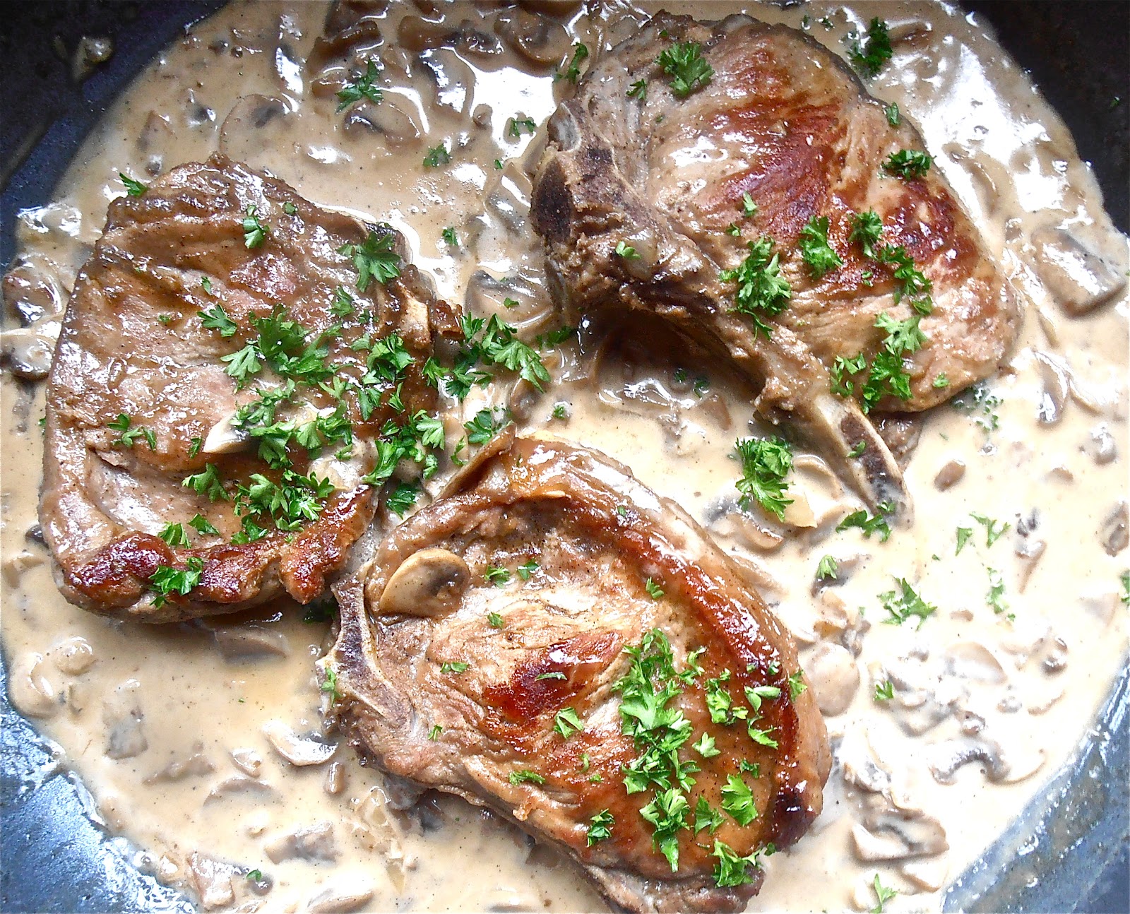 L'arbre à paroles: Côtes de veau aux champignons de la montagne Saint