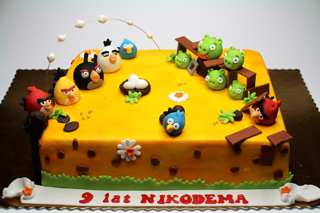 Children Cake with Angry Birds