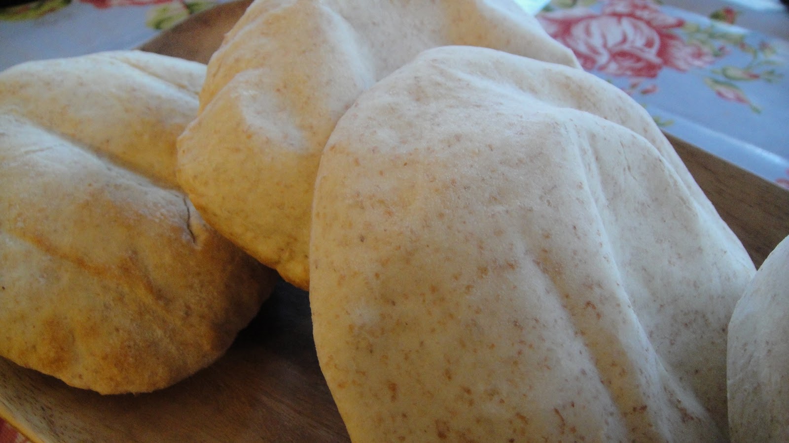 BREAD PROJECT: #9 - PITTA BREAD - Life Without Lemons