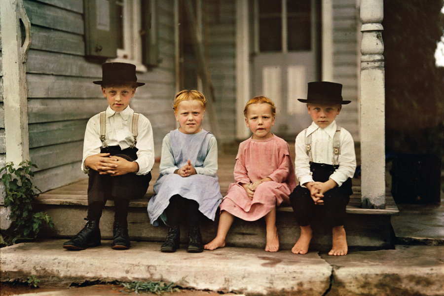 Amish+children+in+Lancaster+County,+Pennsylvania,+1937.jpg