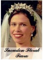 http://orderofsplendor.blogspot.com/2014/08/tiara-thursday-snowdon-floral-tiara.html