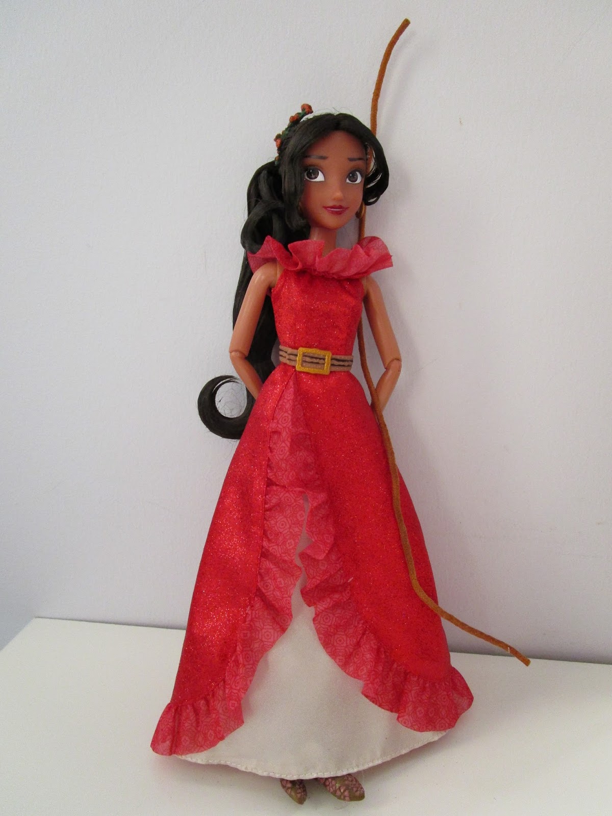 In the Lap of the Dolls: DISNEY'S Elena of Avalor Doll Haul