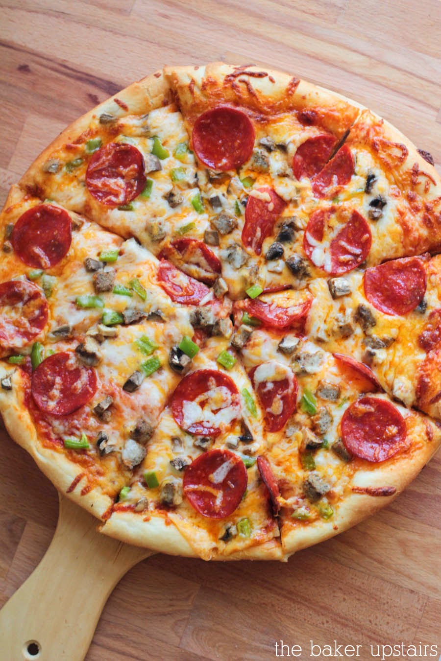 The Baker Upstairs: perfect homemade pizza + tips for family pizza night!