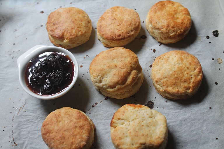 Super Flaky Buttermilk Biscuits Recipe Thanksgiving Recipes Yummy Tummy