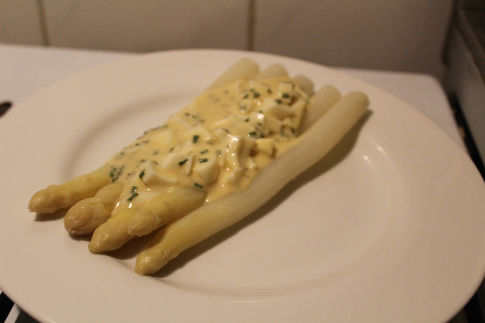 Entrecôte mit Spargel und Bozner Soße – glatzkoch.de