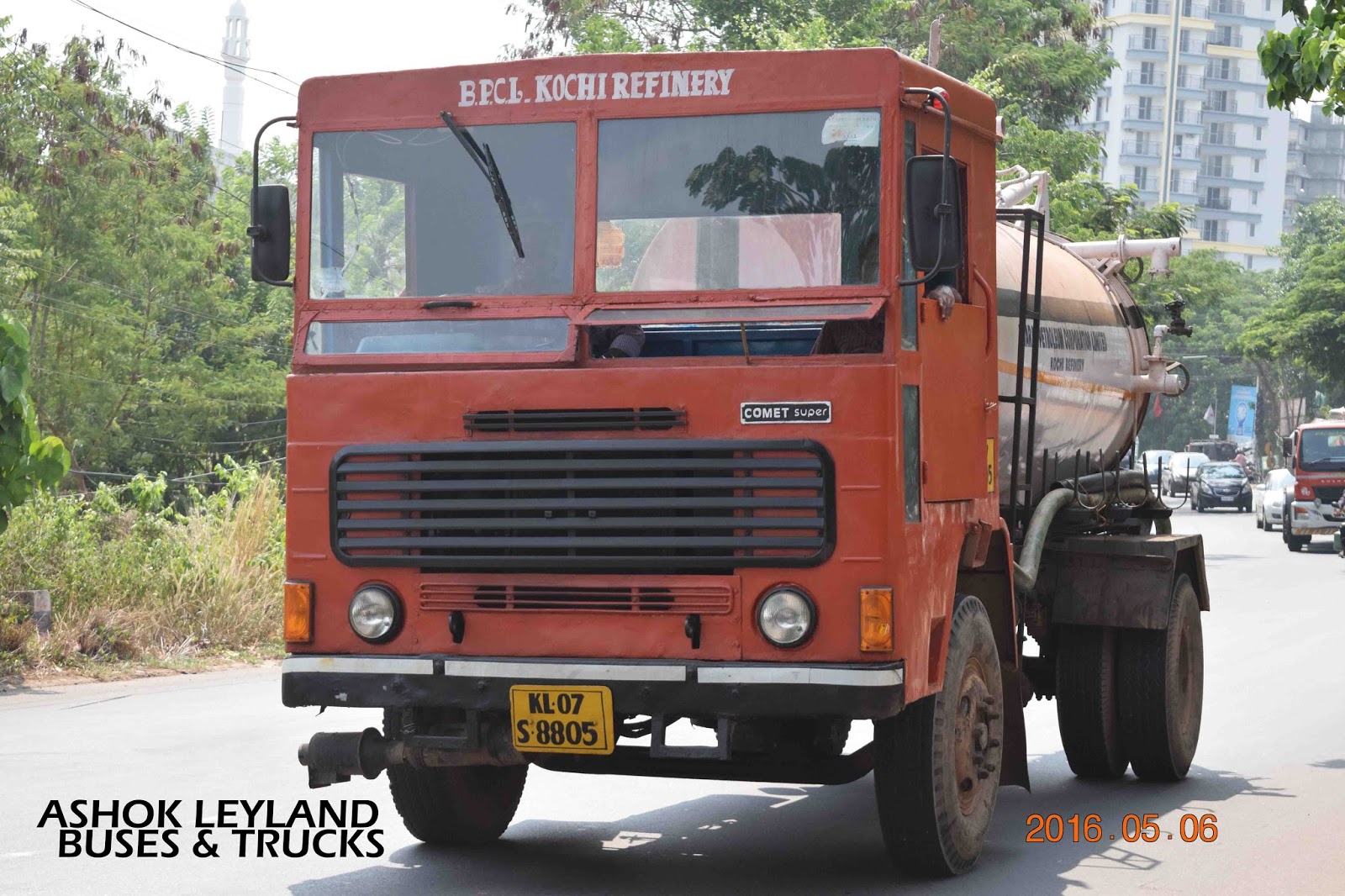 ASHOK LEYLAND BUSES BPCL KOCHI REFINERY ASHOK LEYLAND COMET SUPER BS 1