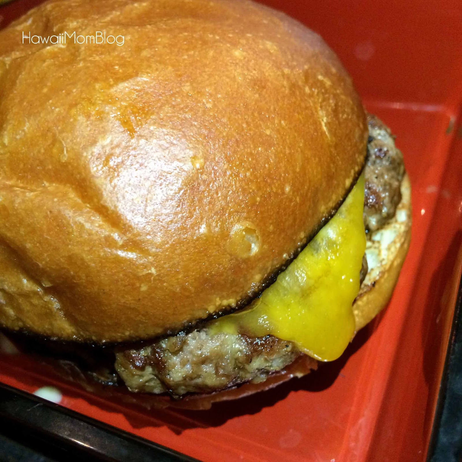 Hawaii Mom Blog Kona Grill Waikiki