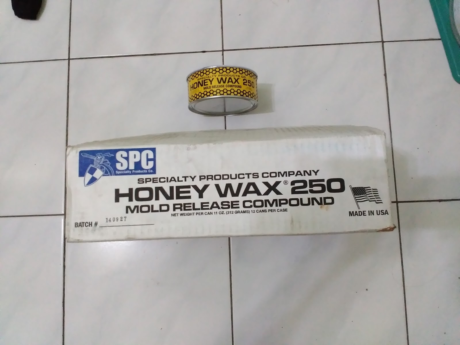 Flexible mold making materials Mold Release Wax Paste Honey Wax 250