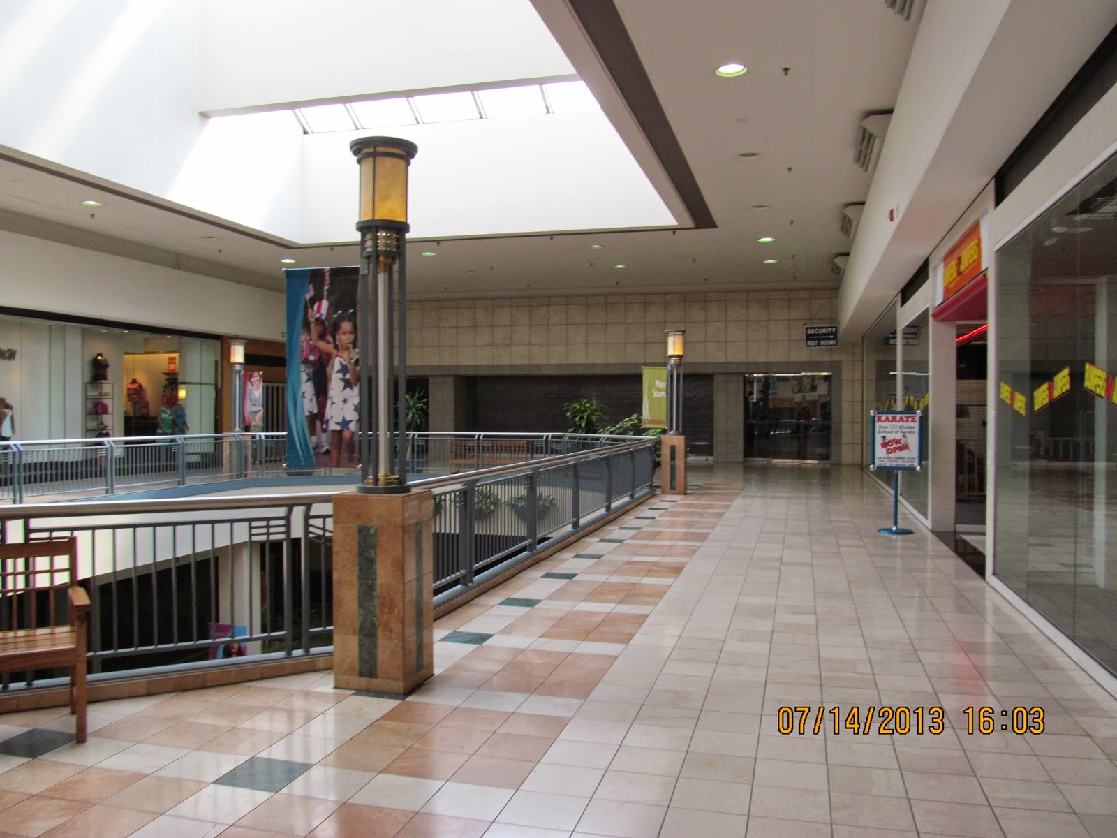 Trip to the Mall Lincoln Mall ( Matteson, IL)