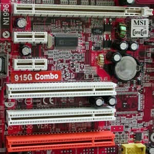 wayan.net: fungsi dan pengertian slot di motherboard