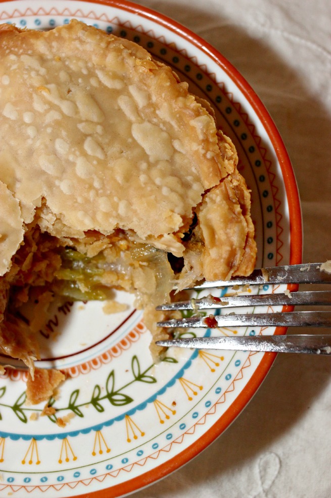 Easy Chicken Pot Pie, Chipotle Chicken Pot Pie.  Easy pot pie recipe, recipe for chipotle chicken pot pie