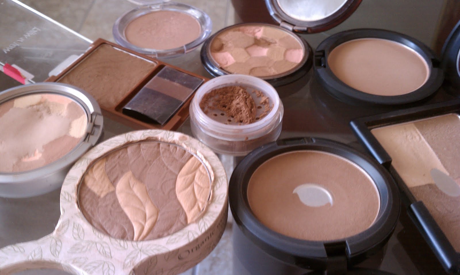FaCE, FASHiON & LiFE Bronzer Collection & Review