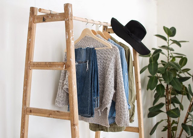 Decoración interiorismo: formas de crear tu propio armario vestidor reciclado