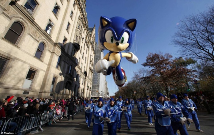 Lust it: Macy's Thanksgiving Day Parade 2011