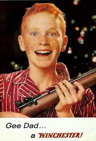 Propagandas das armas Winchester nos anos 50. Sugestão de presente de Natal para crianças.
