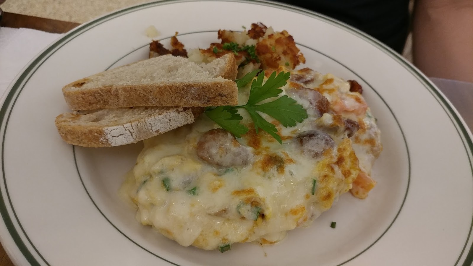 SuMMeR LoVes To Eat! Singapore Food Blog All Day Breakfast at Clinton