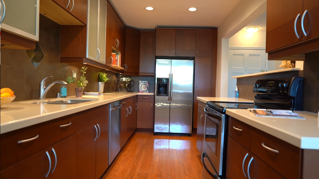 15 Photos vs. 530 S Barrington Ave #201, Los Angeles Condo Interior Design Tour