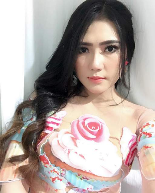 Lirik Lagu Via Vallen - Teman Rasa Pacar | Lirik Lagu Via Vallen