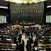 POLÍTICA / Câmara encerra fase de discussão do impeachment após 43 horas de debates