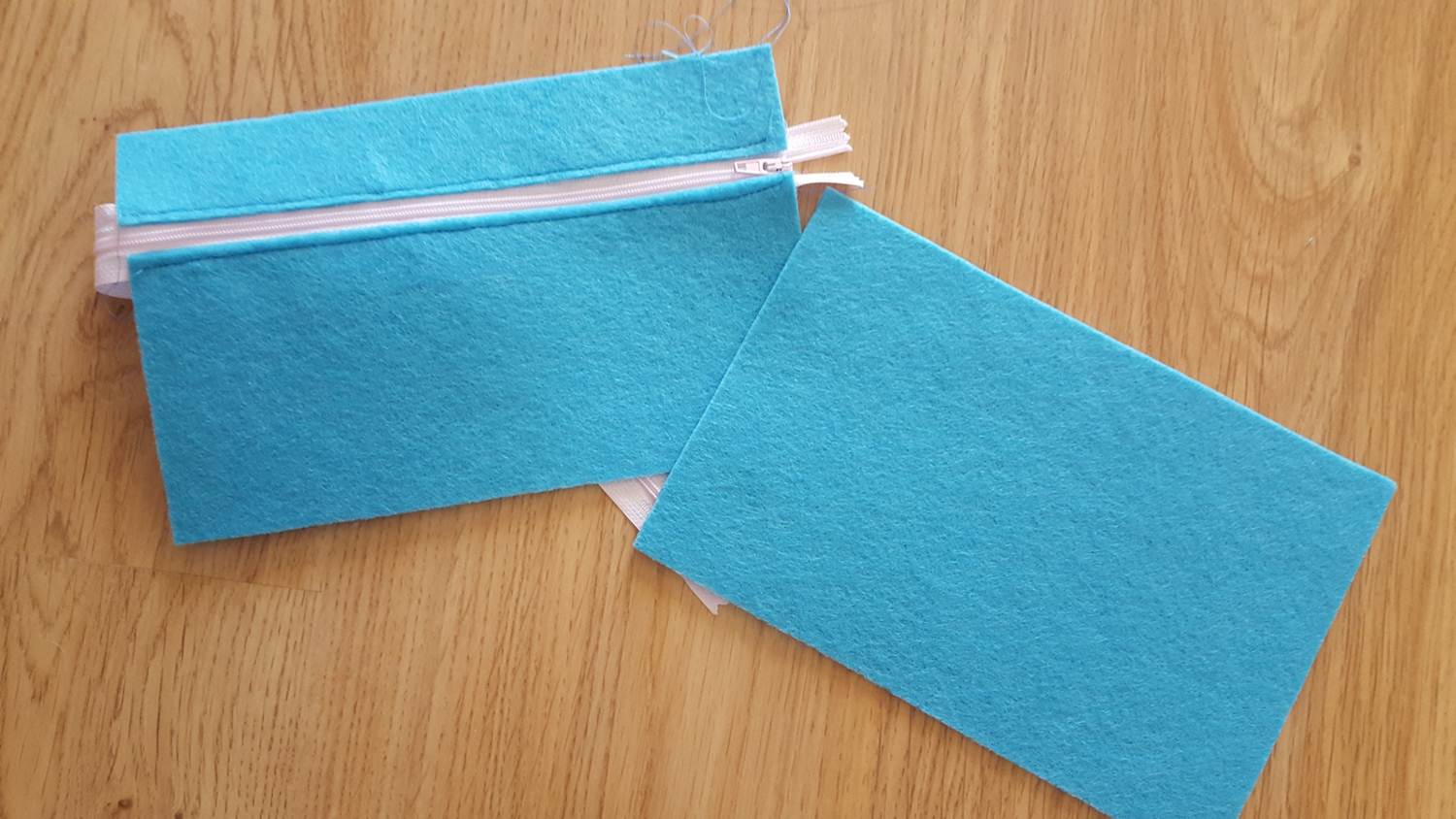 10minutes DIY felt zipper pouch Keeping it Real