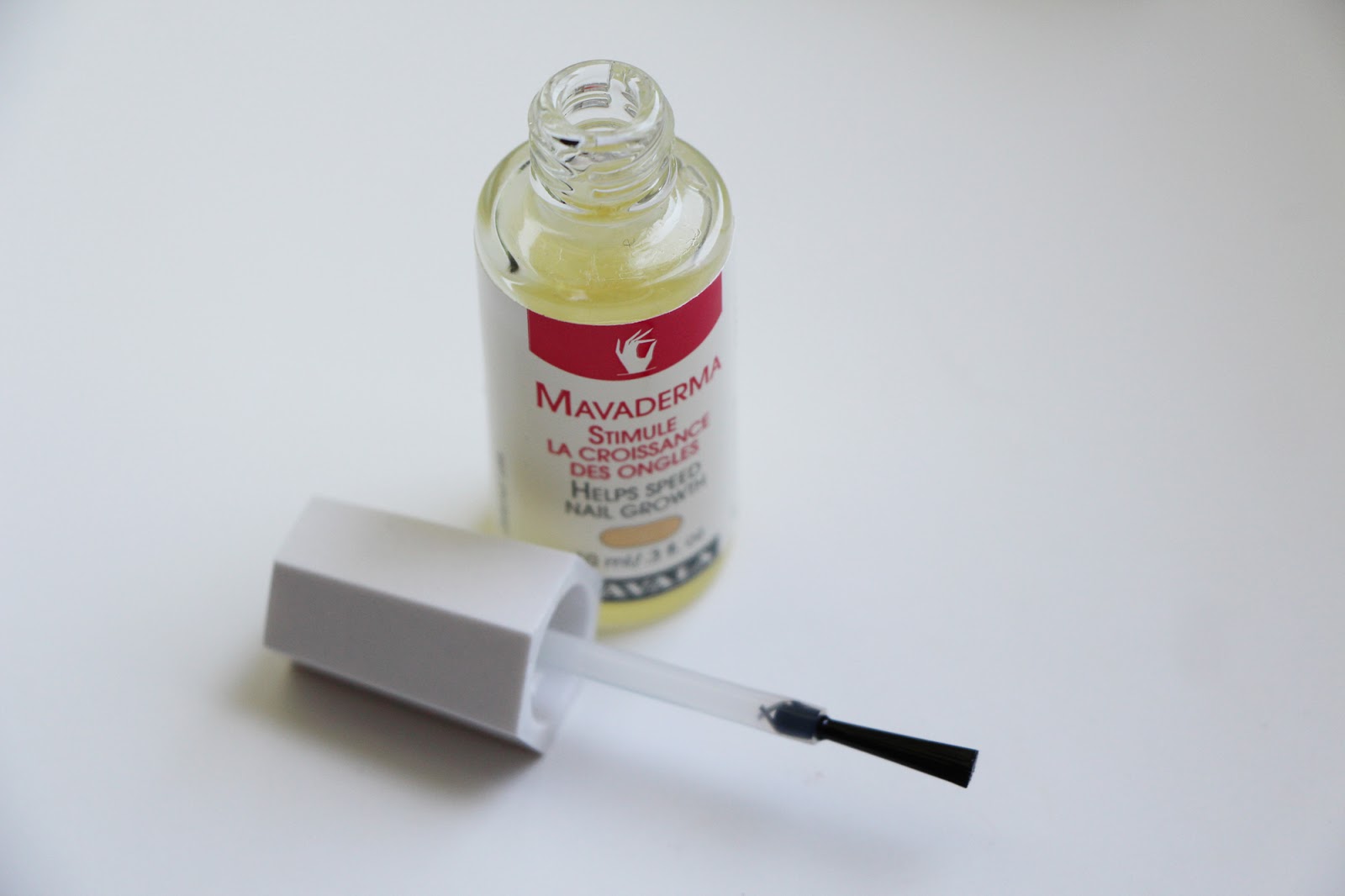 MAVALA / MAVADERMA Helps speed nail growth + MAVAFLEX Serum for nails