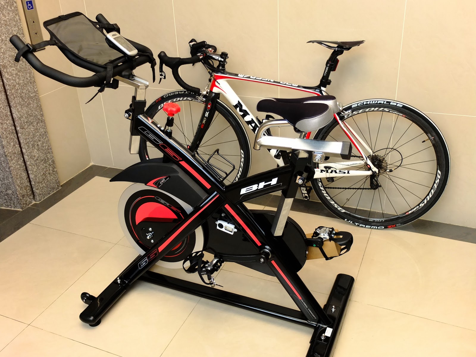 公路車在家如何不用器材訓練爬坡能力- Mobile01