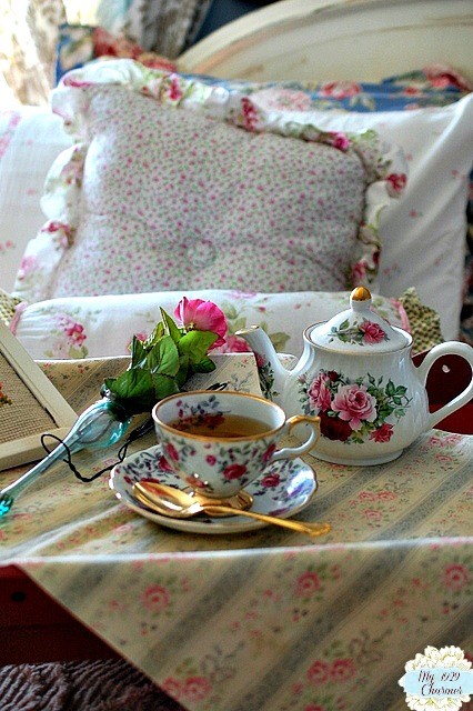 Valentine Hint: Breakfast in Bed
