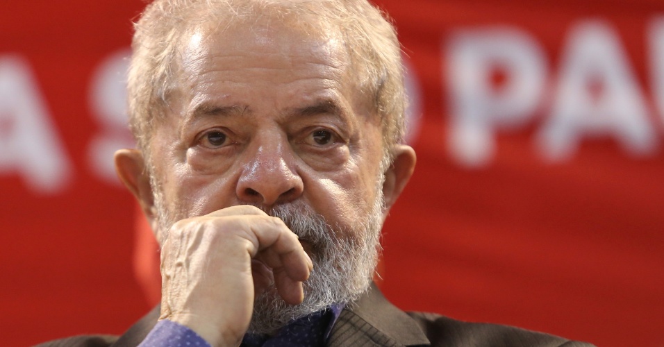Fala de Fux reforça inelegibilidade de Lula, diz cientista política