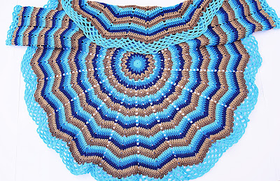 2 - Imagen abrigo redondo adulto Majovel Crochet ganchillo