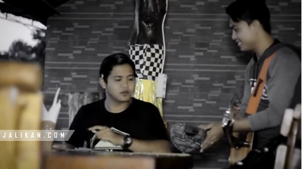 Lirik Lagu Judul Lagu Motifora Band Jalikan Com