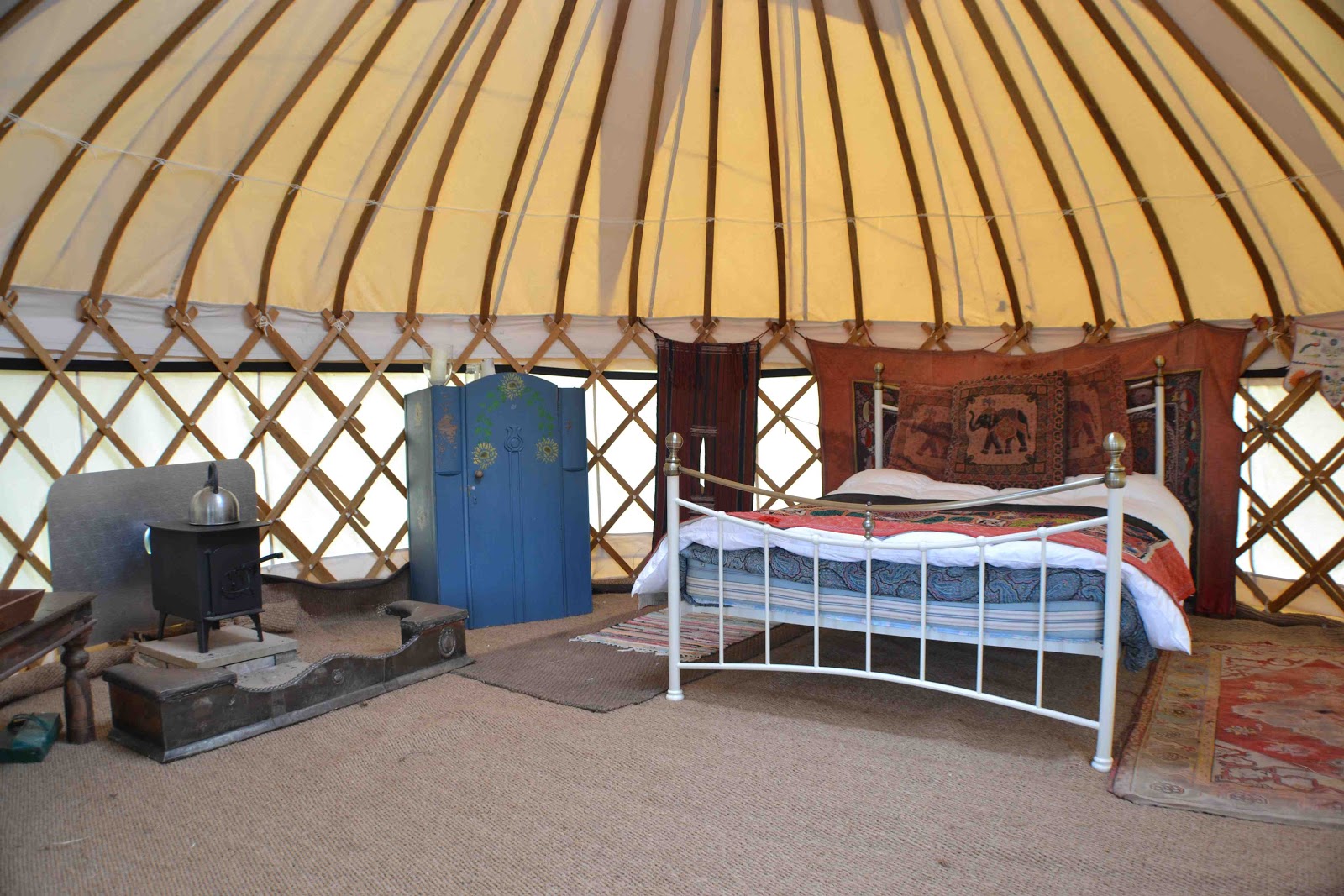 REAL CUT FLOWERS yurt for sale