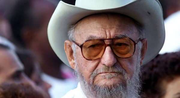 No ha muerto Fidel Castro, sino su hermano mayor No ha muerto Fidel Castro, sino su hermano mayor