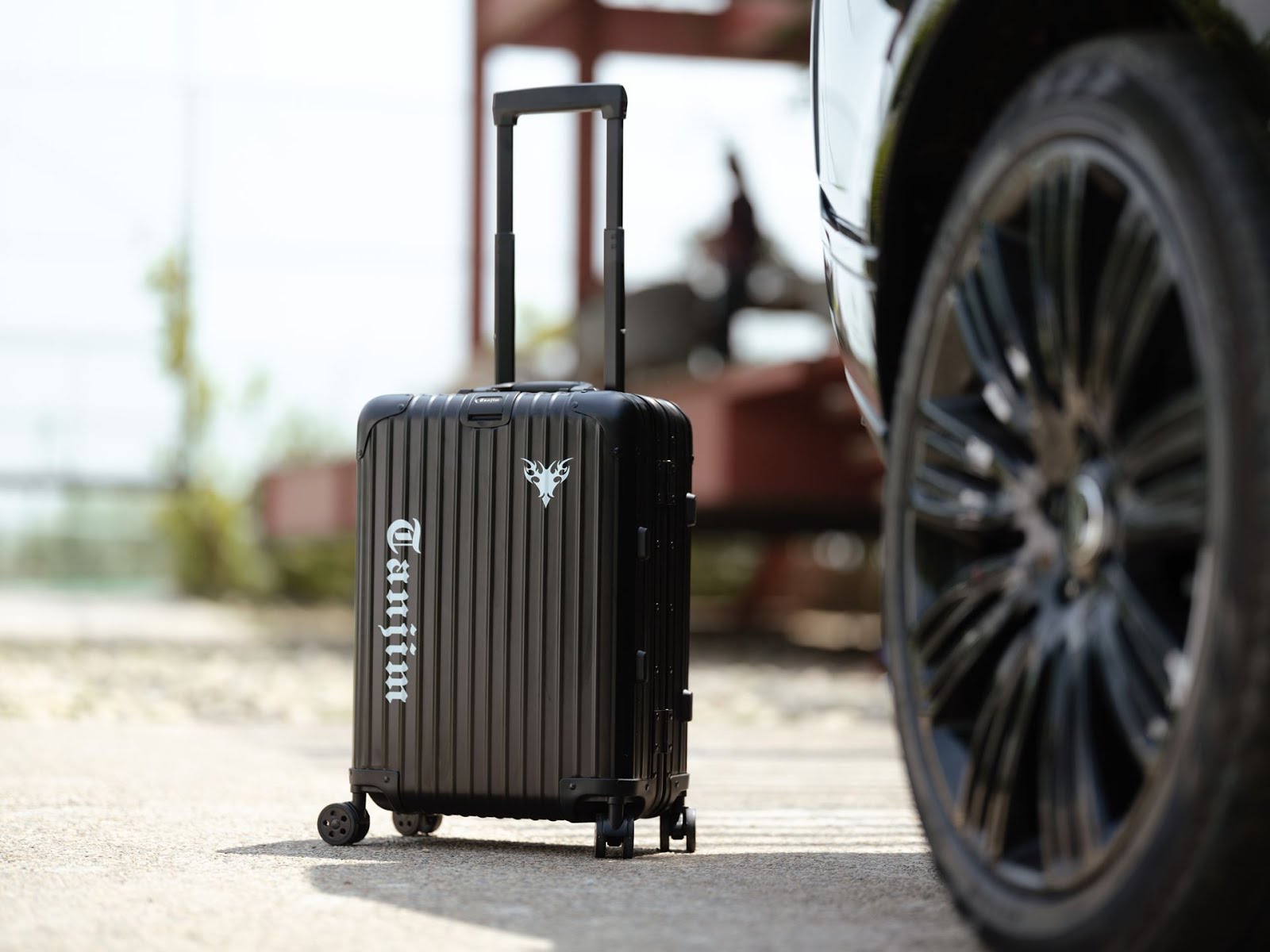 Meaning of carrying a luggage in a dream