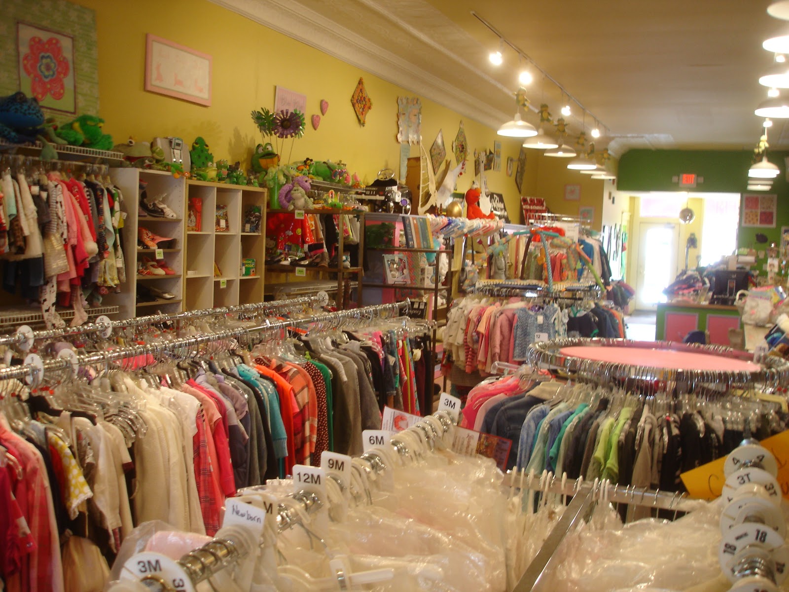 The Funky Frog Children's Resale Boutique {Rochester} Suburbia Mom
