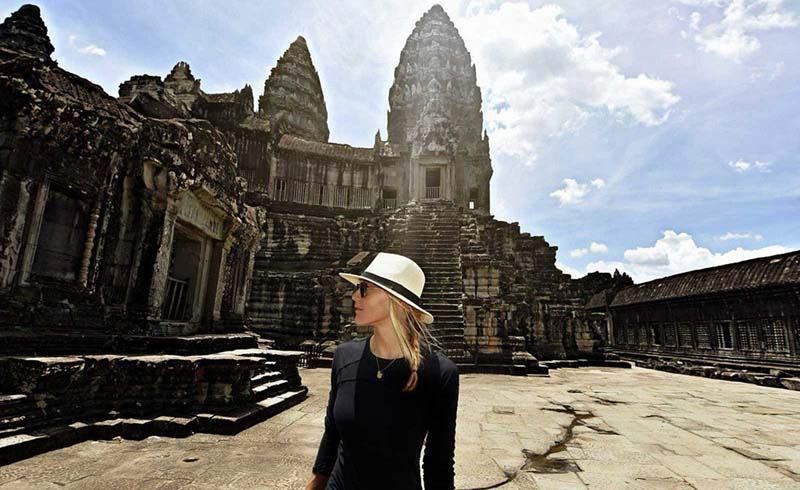 Let’s Be Frank: A Guide to Traveling While Female