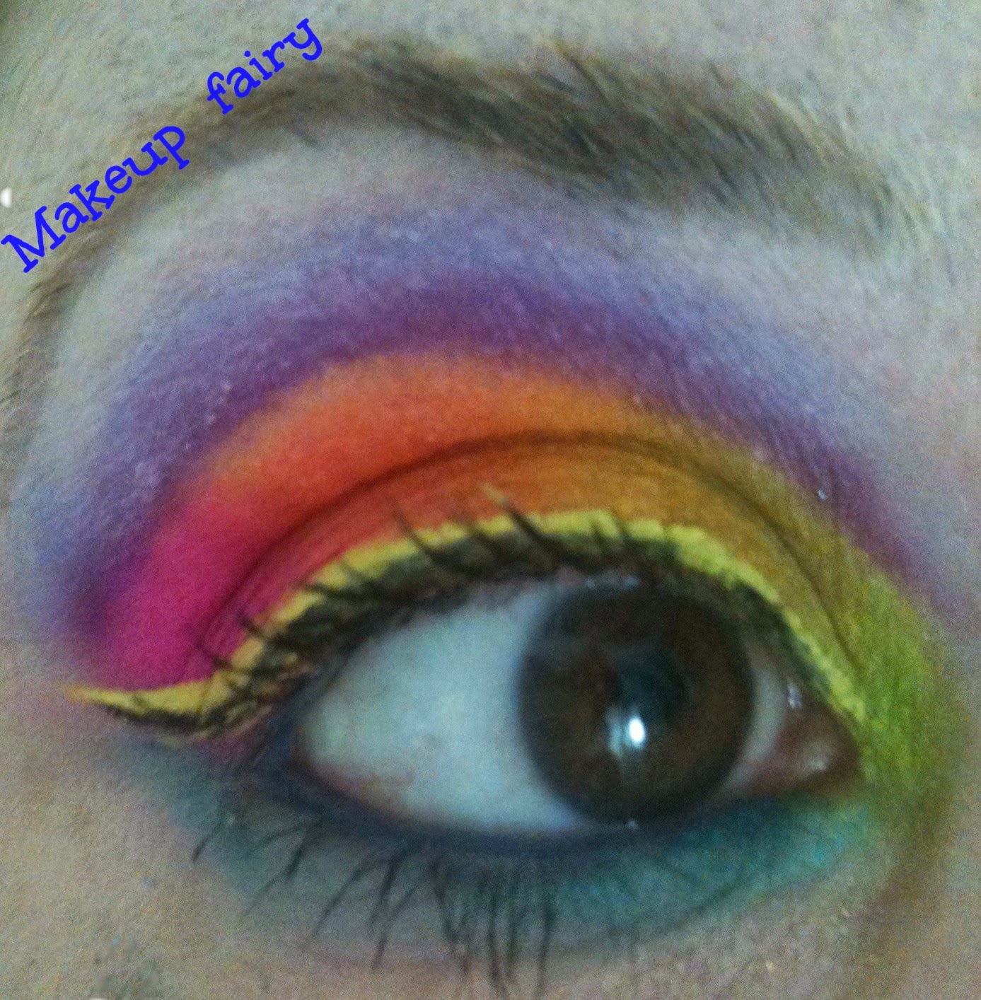 Tinklesmakeup I ♥ rainbow! cut crease makeup look