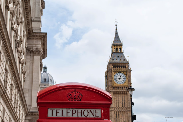 red phone booth big ben london