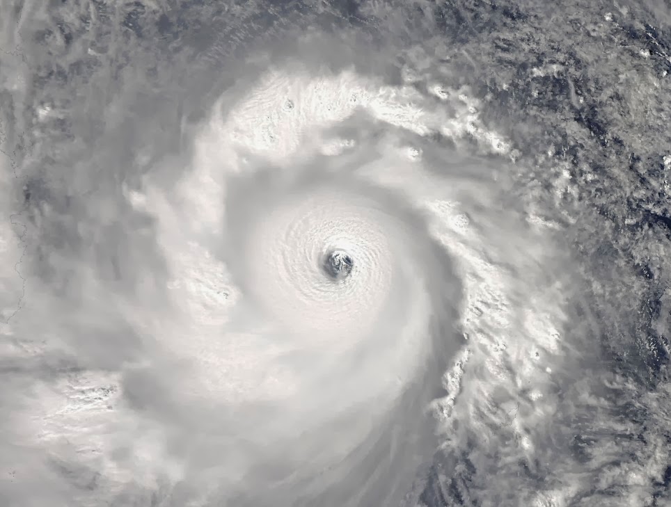 7 Gambar Taufan Haiyan Yang Melanda Filipina