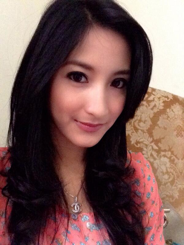 Biodata Chaca Thakya Lengkap, Berpacaran dengan Ricky Biodata Chaca Thakya Lengkap, Berpacaran dengan Ricky