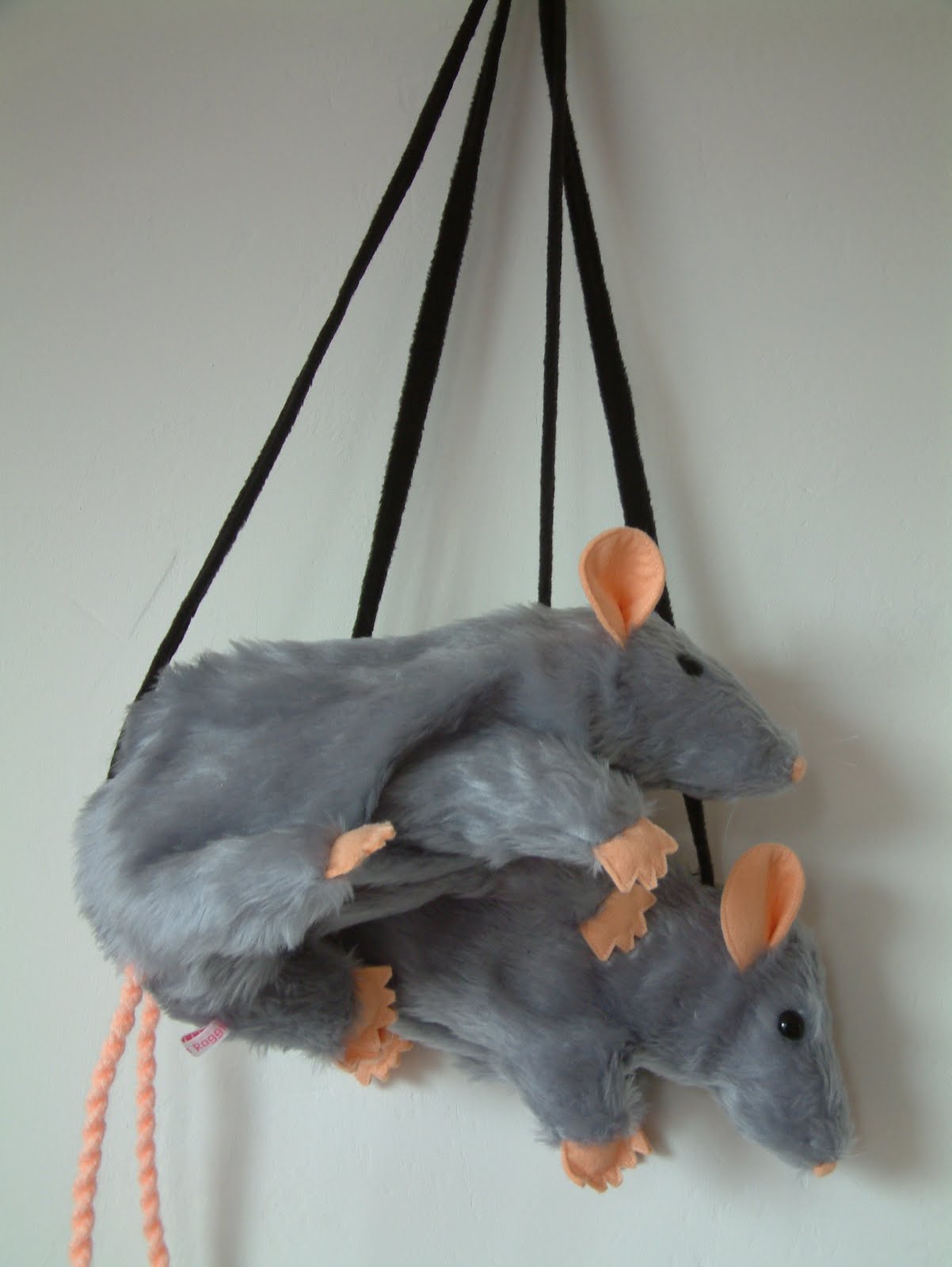 The Raggy Rat Raggy ratbag shoulder bags!